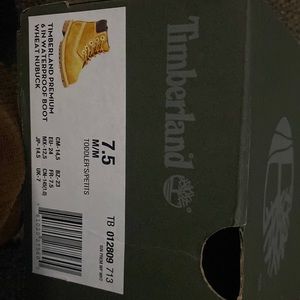 I bought them to late To small bought a size that fit so we don’t need this pair
